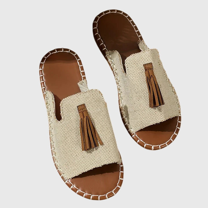Casual low-heel sandals with fringes for women