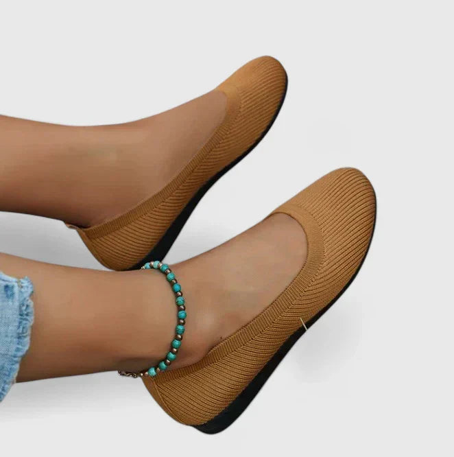 Flat Shoes with Round Toe and Slip-On Design for Women | Ideal for Everyday Use