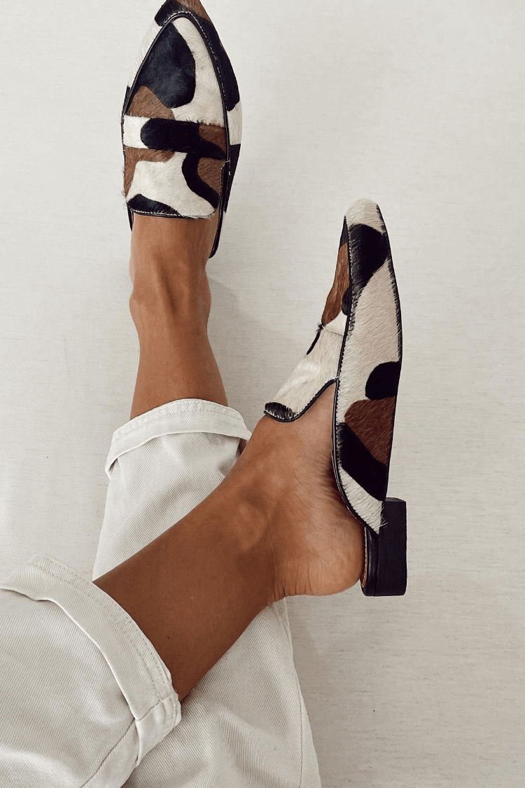 Pointed Toe Animal Print Moccasins for Women
