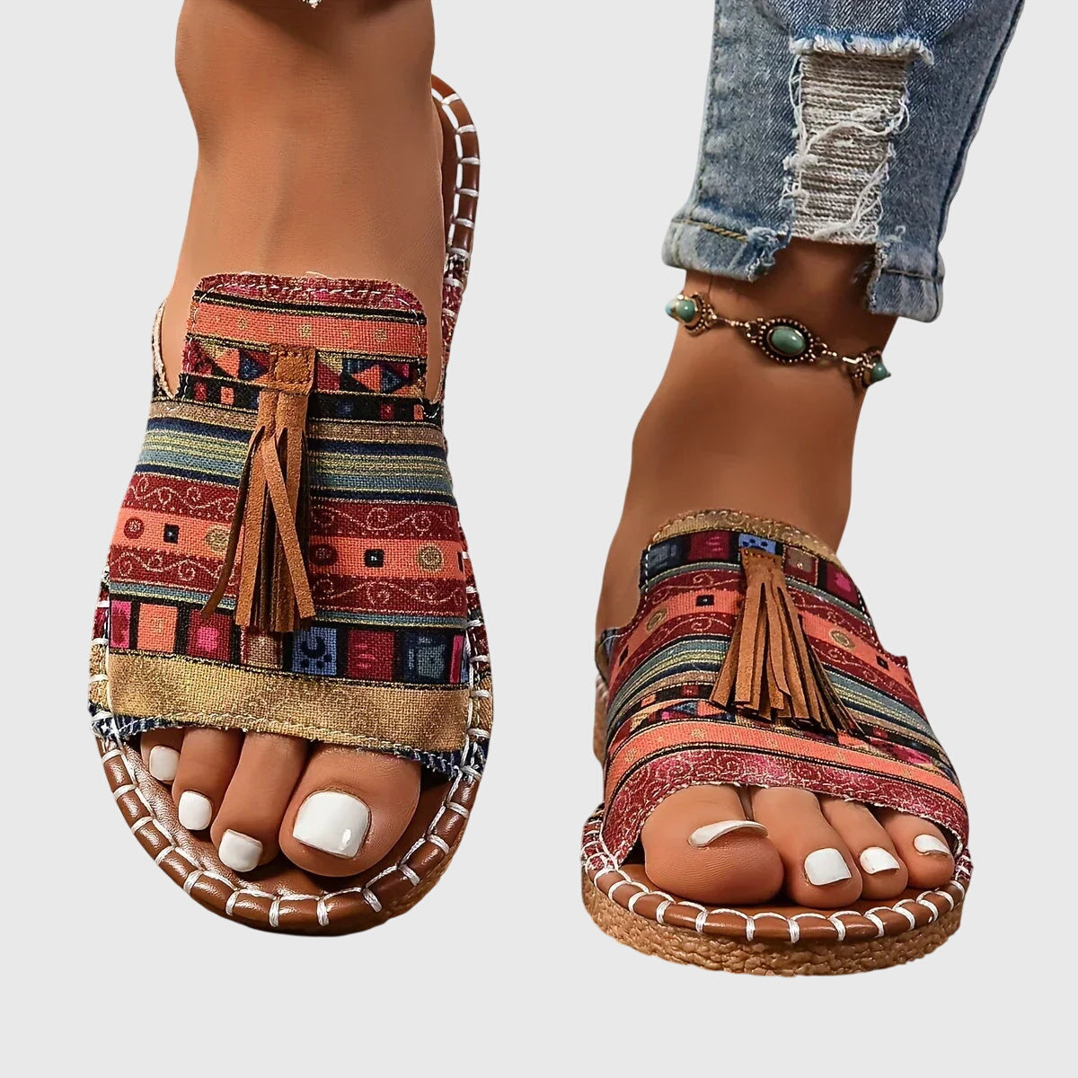 Casual low-heel sandals with fringes for women