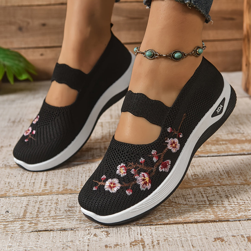 Comfortable mesh shoes for women