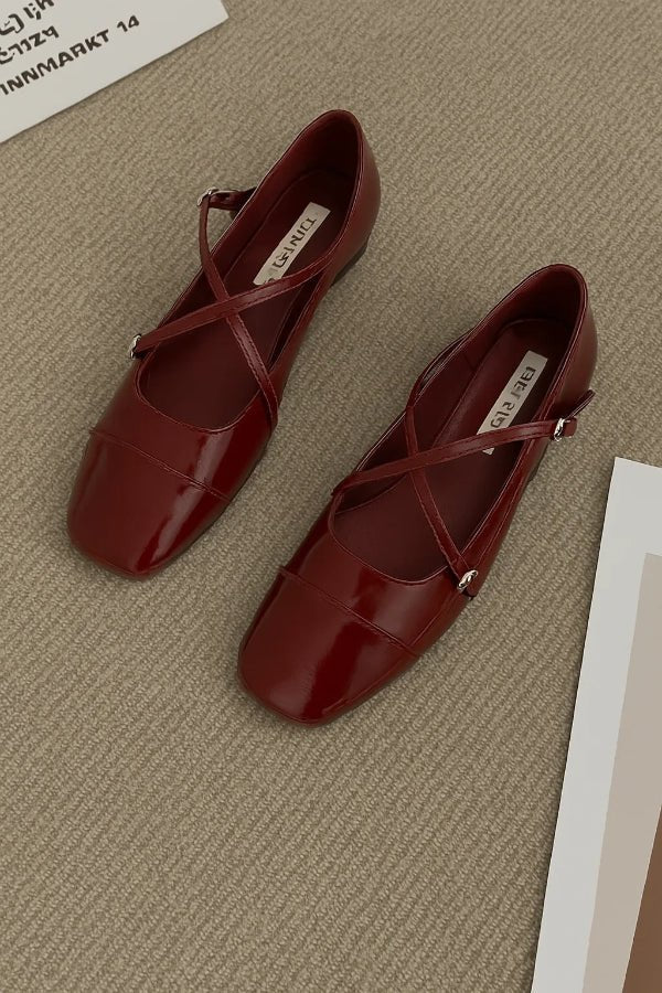 Rounded Ballet Shoes with Strap for Women | Ideal for Everyday Use