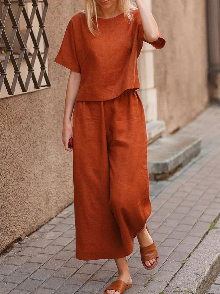 Two-Piece Set with T-Shirt and Wide-Leg Pants for Women | Perfect for Summer
