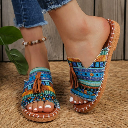 Casual low-heel sandals with fringes for women