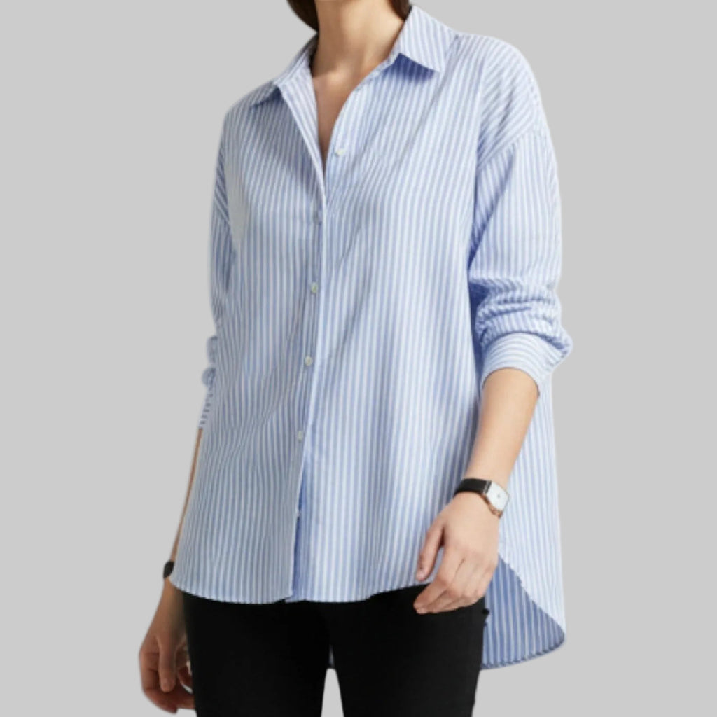 Women's Oxford blouse with buttons