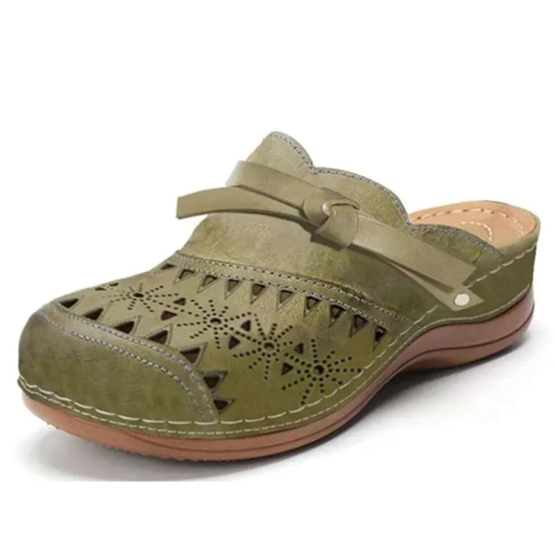 Closed-Toe Clogs with Bow Detail for Women