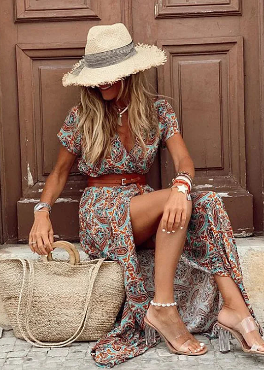 Maxi Dress with Floral Print and V-Neck for Women