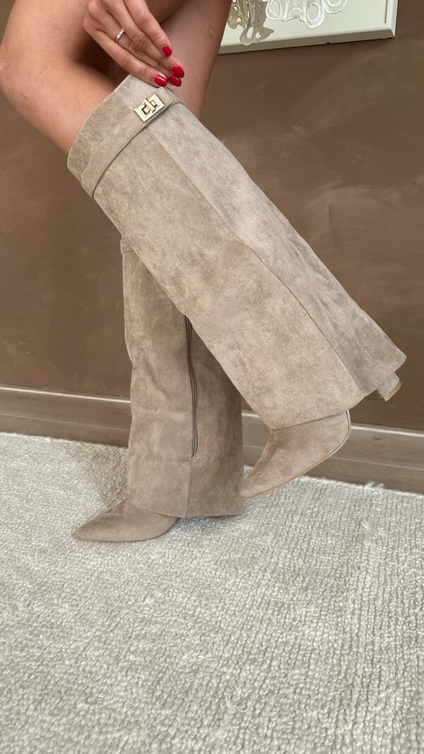 Knee High Boots in Faux Suede with a Pointed Toe for Women