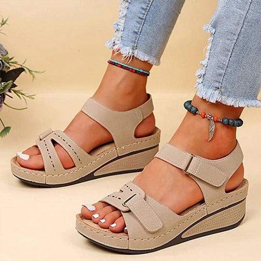 Casual Sandals with Adjustable Straps for Women