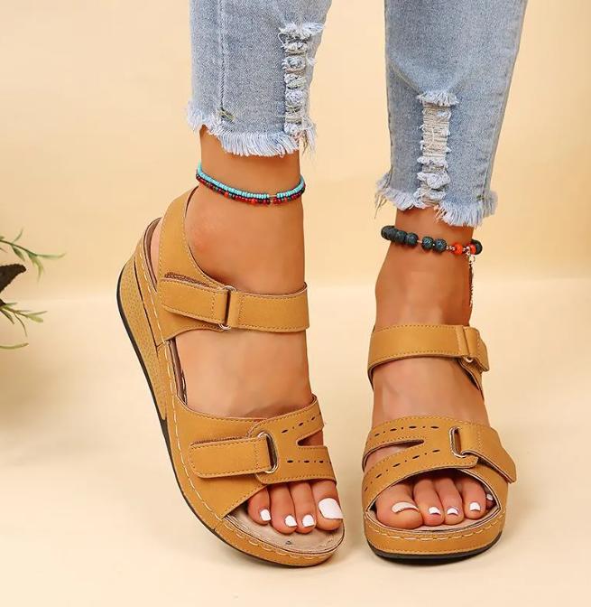 Casual Sandals with Adjustable Straps for Women