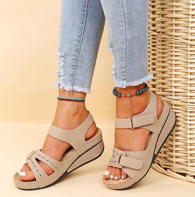Casual Sandals with Adjustable Straps for Women