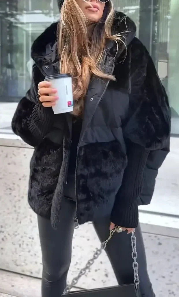 Women's Winter Coat with Large Hood and Faux Fur Collar
