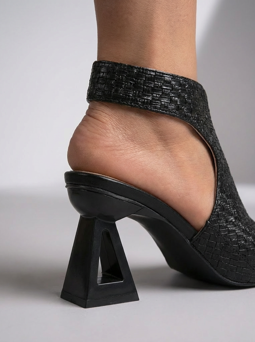 Medium Heel Sandals with Geometric Design for Women